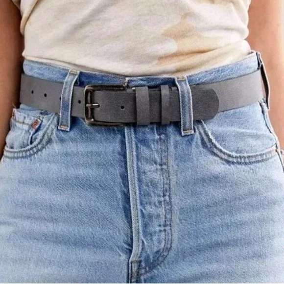 NWT Buckle BKE Womens Bonded Leather Belt Distressed Western 43x1.25" Gray Large - Picture 2 of 9